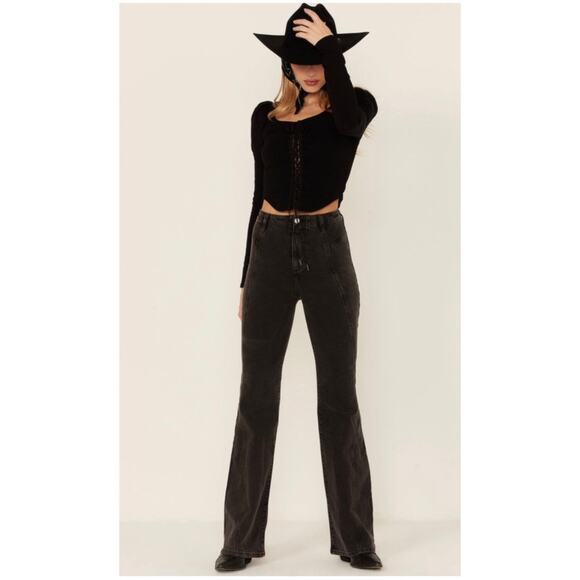 Free People We The Free Women’s Sz 27 High Rise Flare Jeans Black Gray Denim - Picture 1 of 15